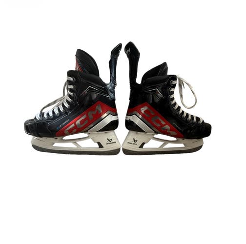 CCM JetSpeed FT6 Pro Hockey Skates (8) With Powerfly Holders