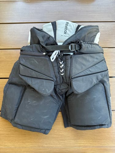 Intermediate Medium Reebok 11k Hockey Goalie Pants Pro Stock (Used)