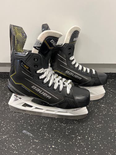LIKE NEW! Bauer Supreme M40 Hockey Skates 8.5