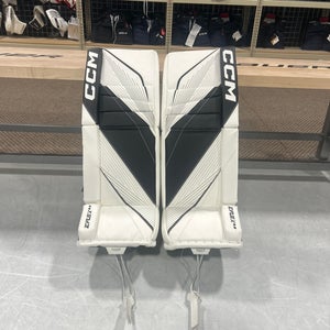 30+1 CCM EFlex 6.9 Goalie Leg Pads (New)