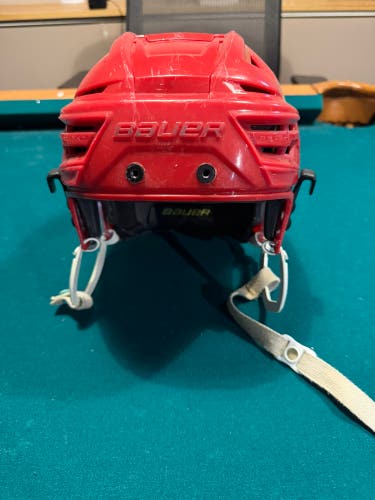 Medium Bauer Re-Akt 150 Helmet (Used)