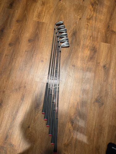 Men's 2022 TaylorMade Stealth Left Hand Iron Set Stiff Flex (6 Clubs) #6 - #9, PW, SW Steel Shaft (U