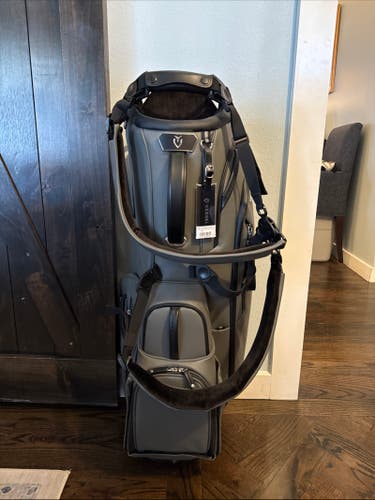 Vessel Player V Pro Stand