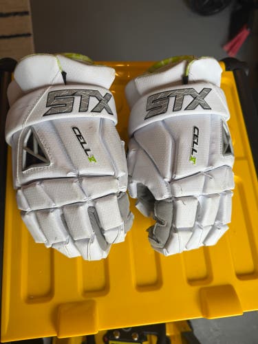 STX Cell V Lacrosse Gloves Extra Large (Used)