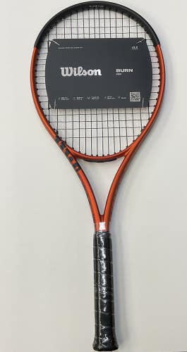 Wilson Burn 100 V5 4 1/4 Tennis Racquet