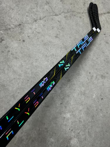 2 PACK - 70 Flex P28M Senior True Catalyst 9x3 Left Hand Hockey Stick Pro Stock (New)