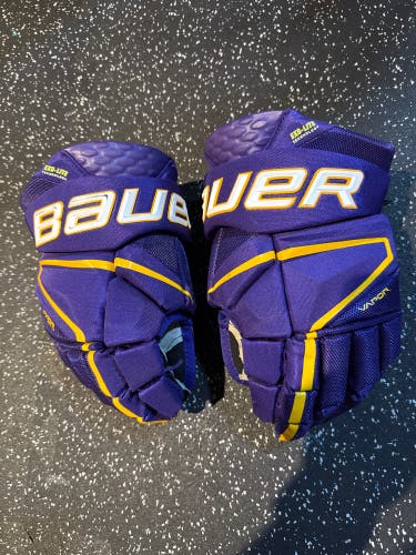 Bauer Vapor Hyperlite Gloves 13" (Used)
