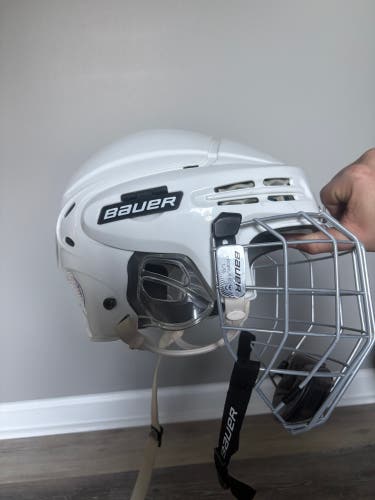 Large Bauer Profile II Helmet (Used)