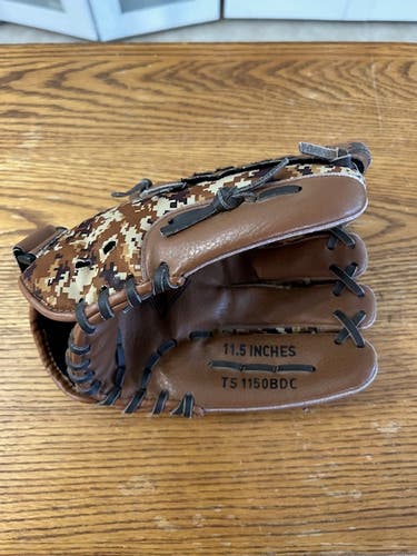 Adidas Right Handed 11.5 inch Youth Baseball Glove