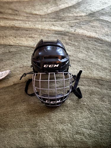 Small CCM Vector 2 Helmet (Used)