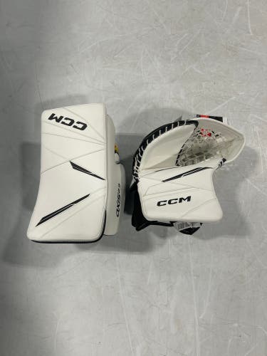 CCM Axis 2.9 Senior Full Right Glove and Blocker Set (New)