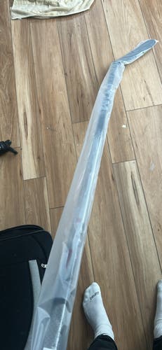 Senior CCM Jetspeed FT8 Right Handed Hockey Stick P29 75 Flex (New)