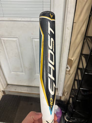 2022 Easton Ghost Composite Bat (-11) 19 oz 30" (Used)