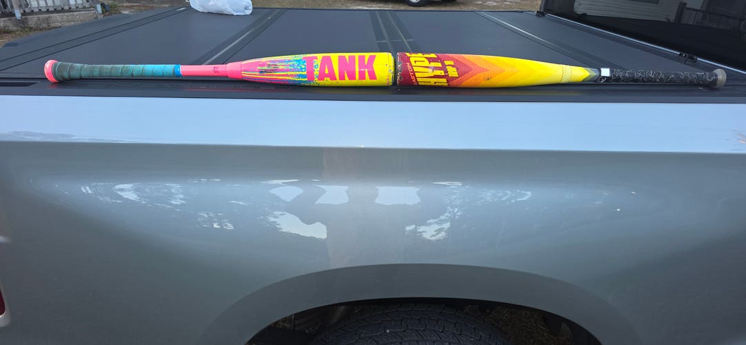 Easton Hype Fire Composite USSSA Certified Bat (-10) 18 oz 28" (Used)