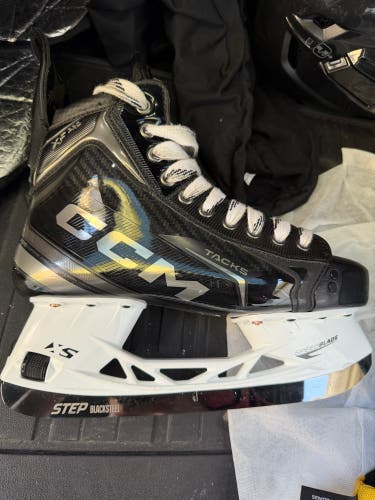 2024 CCM Tacks XF Pro Hockey Skates Regular Width 8.5 (Used)