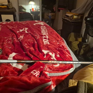 Senior Right Handed Hockey Stick 35 Flex (Used)