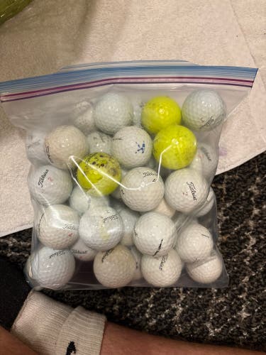 Titleist Pro V1x Balls 48 Pack (4 Dozen) (Used)