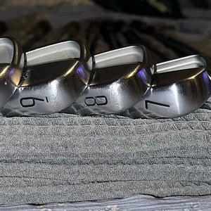 Men's 2023 Titleist 2023 T150/T200 Combo Set