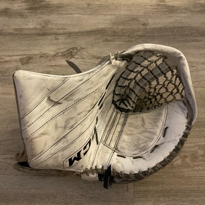 CCM EFlex 5 Regular Pro Stock (Used)