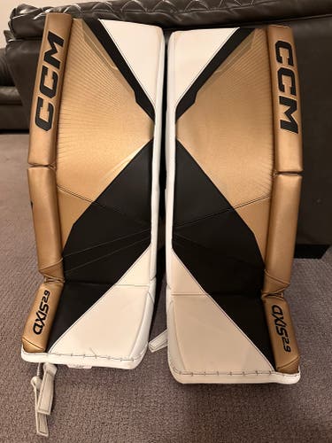 31" CCM Regular Goalie Full Set (New)