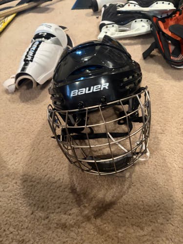 Extra Large Bauer 5100 Helmet - Sr XL (Used)