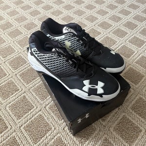 Black Men's Size 13.0 (W 14.0) Under Armour Leadoff low rm Low Top Metal (New)