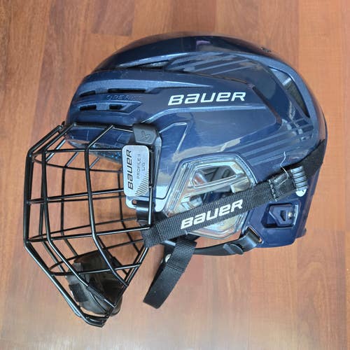 Large Bauer Re-Akt 85 Navy Helmet Combo (Used)