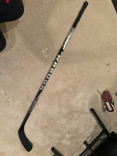 Senior Reebok 11K Sickick III Left Hand Hockey Stick 100 Flex (Used)