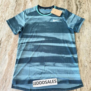 Nike Court Advantage Men's Tennis Shirt Denim Turquoise FQ2090-464 Men’s Small

New With Tags