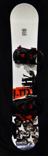 LTD HETZ SNOWBOARD SIZE 154 CM WITH NEW LARGE BINDINGS