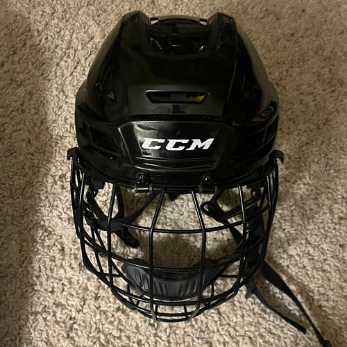 Medium CCM Tacks 210 Helmet (Used)