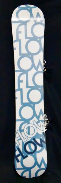 FLOW VENUS SNOWBOARD SIZE 151 CM WITH LARGE BINDINGS FLOW VENUS SNOWBOARD SIZE 151 CM WITH LARGE BINDINGS