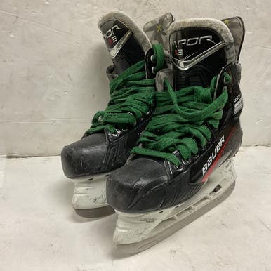 Used Bauer VAPOR X3 Intermediate Hockey Skate Black And Red Intermediate 6.0 11855-S000197794