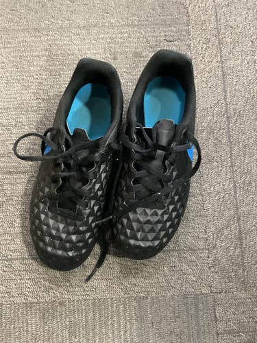 Used Nike Soccer Cleats Royal Blue Junior 04.5 11614-S000228968