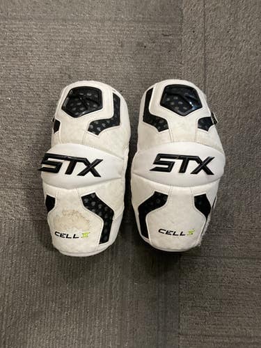 Used STX CELL IV Lacrosse Arm Pads/Guards White LG 11614-S000228938