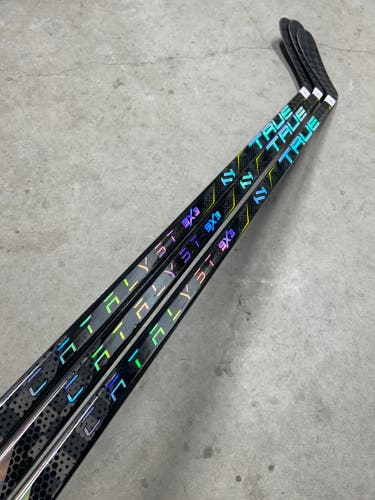 3 PACK 75 Flex P29 Catalyst 9X3 Senior True Left Hand Hockey Stick Pro Stock (New)