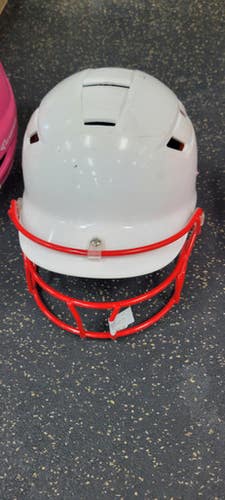 Used Schutt HELMET WITH MASK Batting Helmet w/Mask None One Size 11497-S000154885
