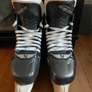 Bauer Supreme Shadow Hockey Skates 7 (New)