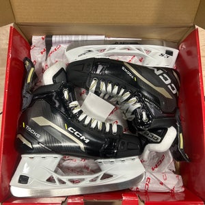 CCM Classic SE Hockey Skates Regular Width 6 (New)