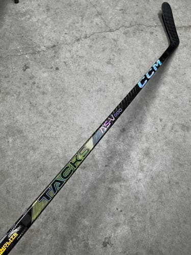 90 Flex P28M Senior CCM Tacks ASV Pro Left Hand Hockey Stick Pro Stock (New)