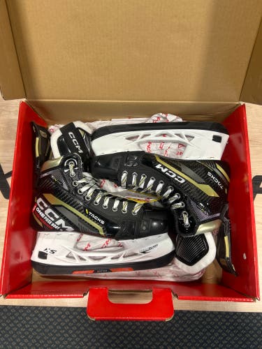CCM AS-V Pro Hockey Skates Tapered Width 7.5 (New)