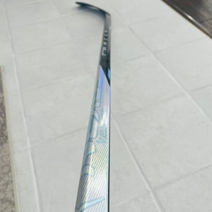 Senior Bauer Nexus Tracer Right Handed Hockey Stick P88 87 Flex (New)