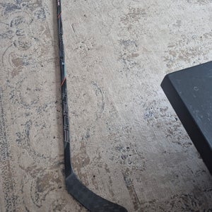 Intermediate True HZRDUS 7X4 Left Hand Hockey Stick T92 60 Flex (New)