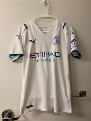 White Small Men's Puma Jersey (Used)
