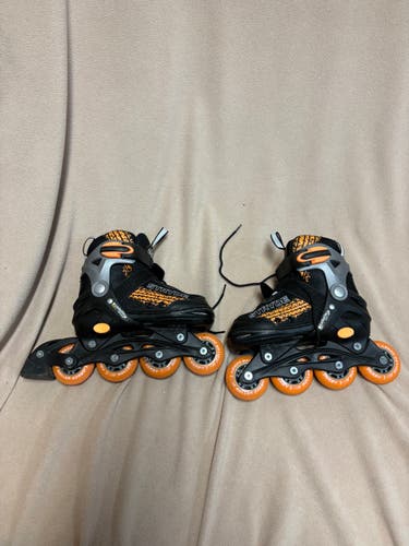 Roller derby adjustable junior 11- senior 1 Inline Skates Narrow Width (Used)