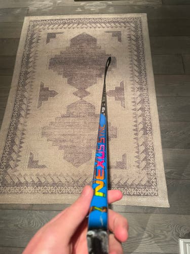 Senior Bauer Nexus Sync Left Hand Hockey Stick P28 77 Flex (Used)