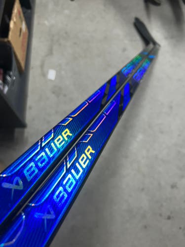 2 PACK 102 Flex P92 Senior Bauer Tracer Right Hand Hockey Stick Pro Stock NHL (New)
