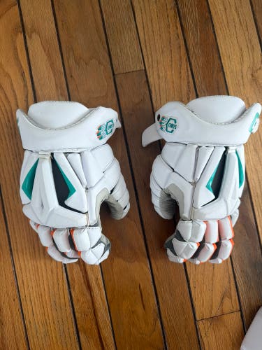 Gait chiefs Lacrosse Gloves 13" (Used)