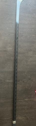 Intermediate Extra Lite Right Handed Hockey Stick P28 55 Flex (Used)