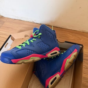 Women's Size M 5.5 (W 6.5) Adult Air Jordan 6 Retro Shoes (Used)